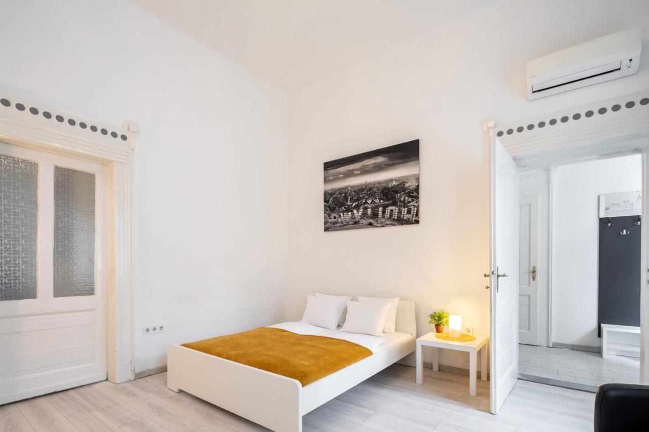 New, High Quality Apartment In The City Center Budapest Exterior foto